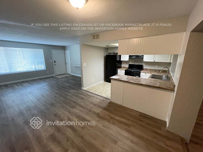 Foto del edificio - 3068 N 87th Ave
