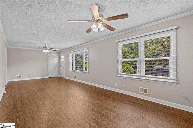Building Photo - 341 Endless Dr