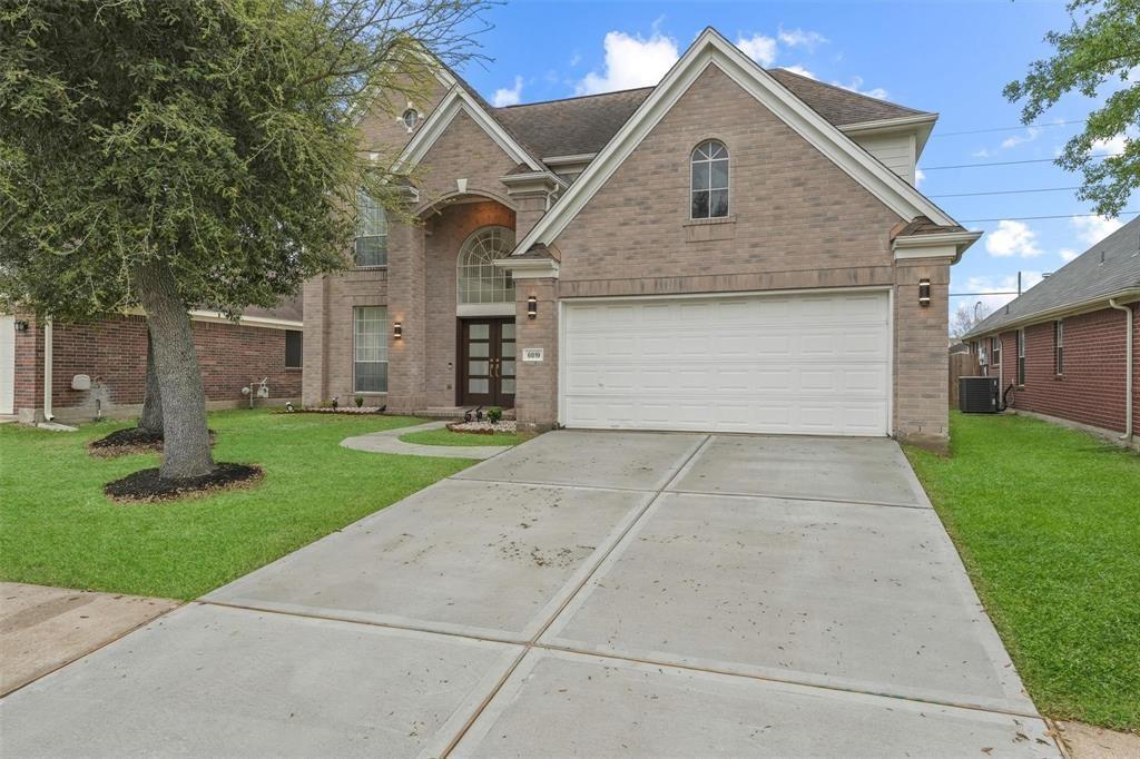 Foto principal - 6819 Oakbranch Manor Ln