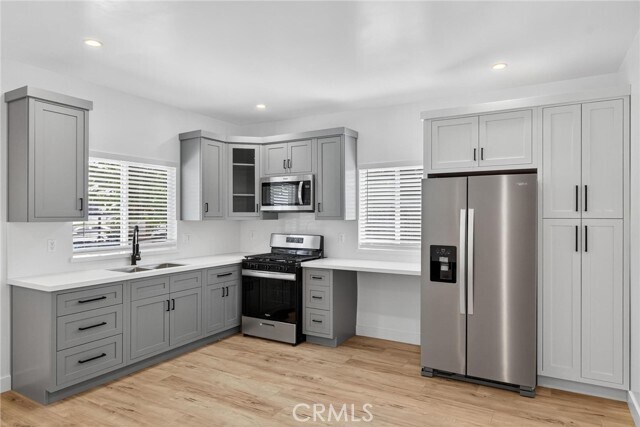 Foto del edificio - 14732 Gilmore St