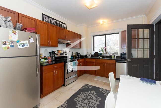 Foto del edificio - 37 Glenville Ave