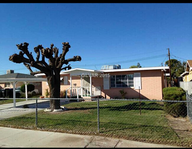 Foto del edificio - 1209 Cunningham Dr