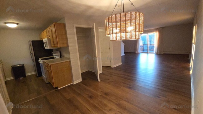 Foto del edificio - 62 Constitution Dr