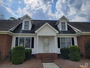 Building Photo - 628 Amberdale W Cir