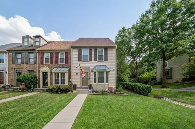 Building Photo - Wonderful & Spacious 2BR/3.5BA townhouse l...
