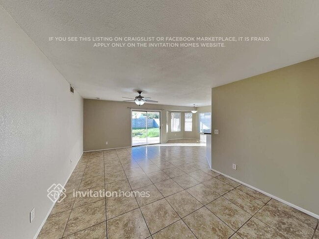 Building Photo - 7041 W Krall St