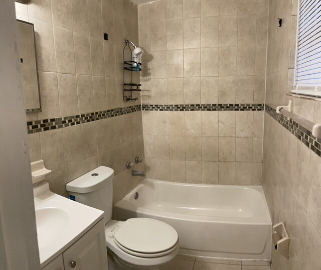 Foto del edificio - Spacious 1-Bedroom Home Offering Comfort a...
