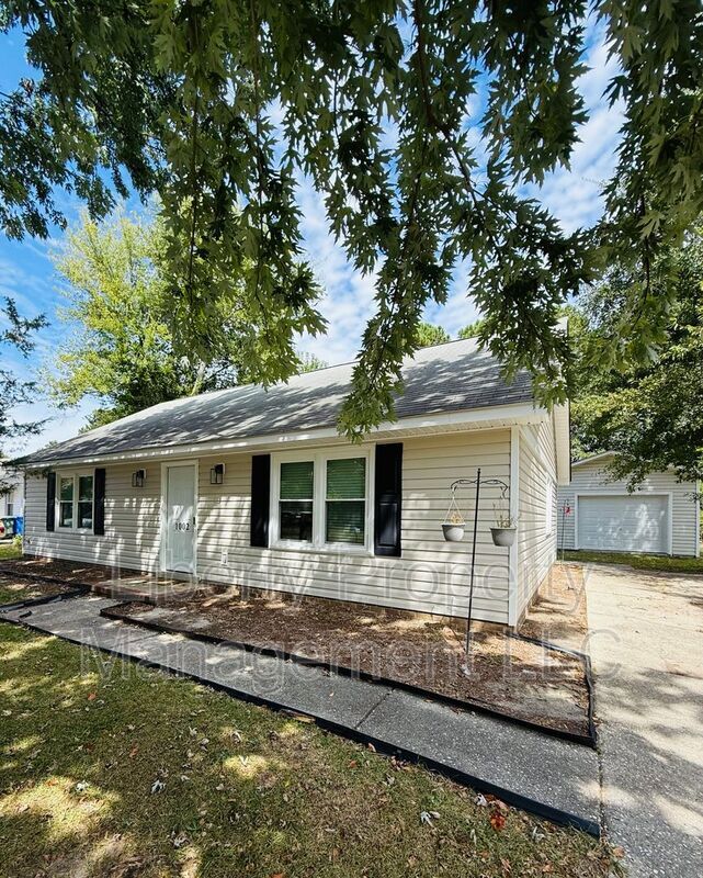 Building Photo - 1002 Ryder Ct