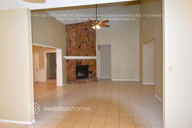 Foto del edificio - 1645 Sailpoint Dr