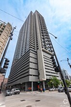 Building Photo - 235 W Van Buren St