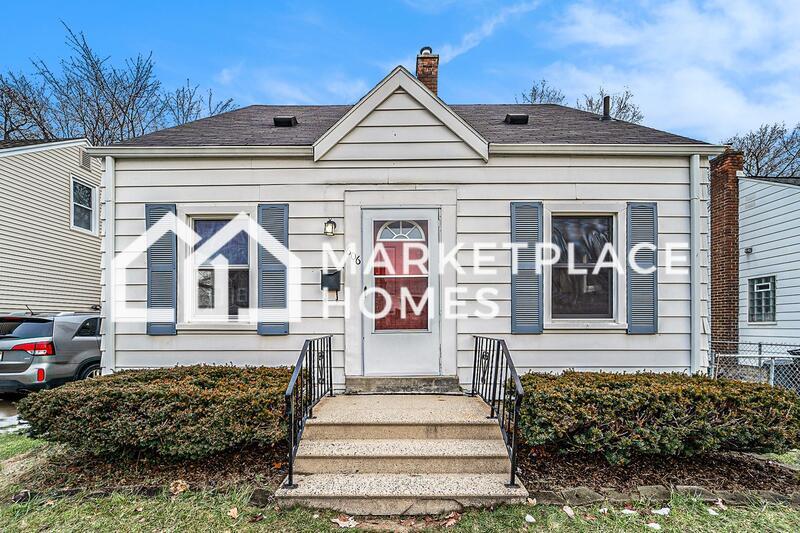 Primary Photo - 606 N Alexander Ave