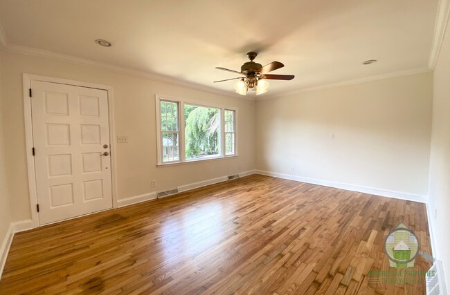 Foto del edificio - 501 Farmington Rd