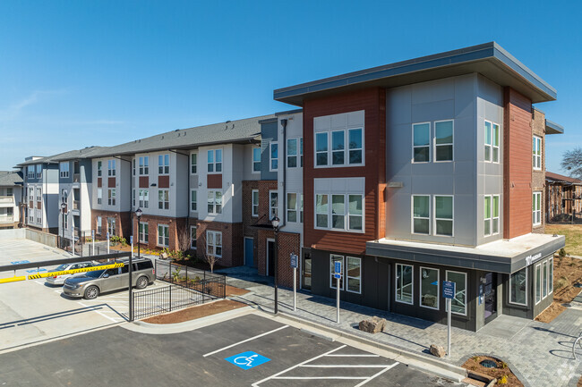 Building Photo - The View at Noda