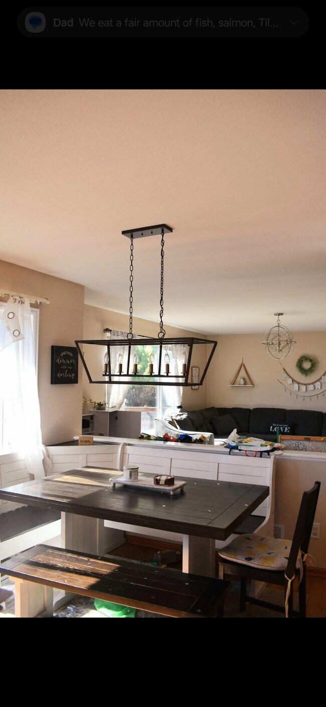 Foto del edificio - 228 Paloma Ave