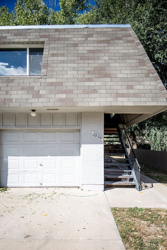 Building Photo - 2809 Stanford Rd