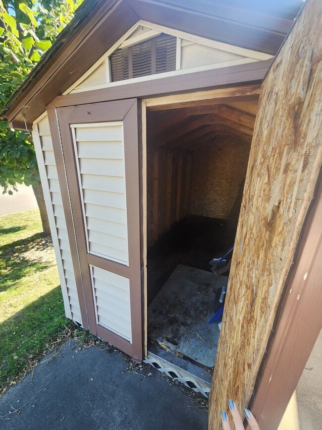 Foto del edificio - Charming 2bd Home in Roseville- Close to EVERYTHING!