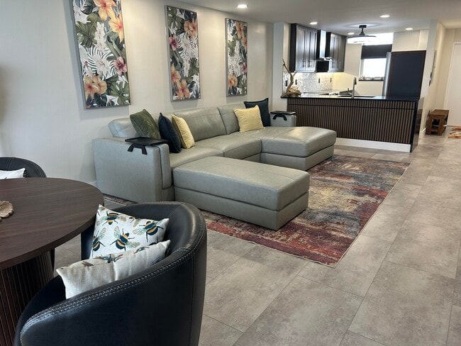 Foto del edificio - 9940 S Ocean Dr