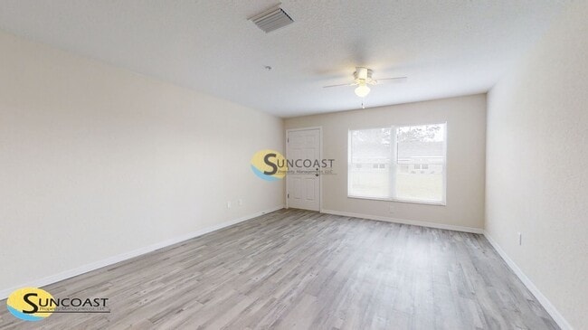 Building Photo - 9434 N Manashee Dr