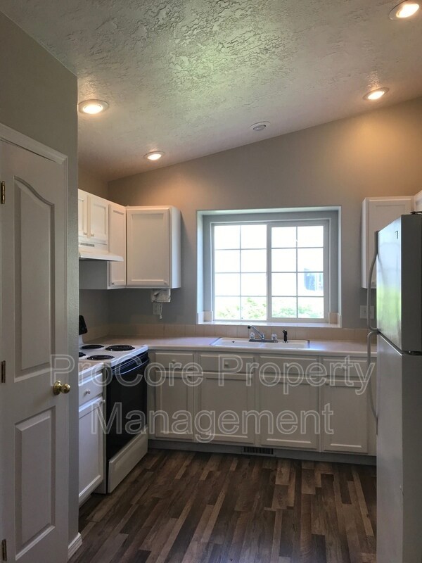 Building Photo - 6733 N Misty Cove Ave