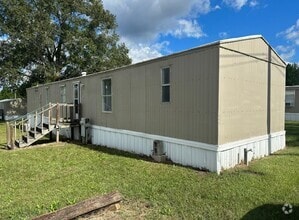 Building Photo - 4 Pin Oak Ln
