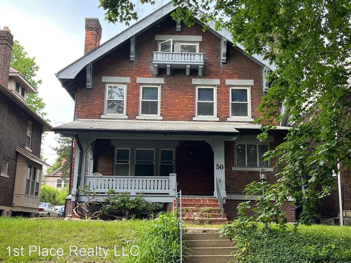 Foto principal - 5 br, 2.5 bath House - 50 E Northwood Ave