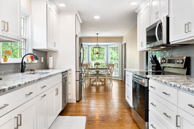 Foto del edificio - 2205 Bell Tavern Ct