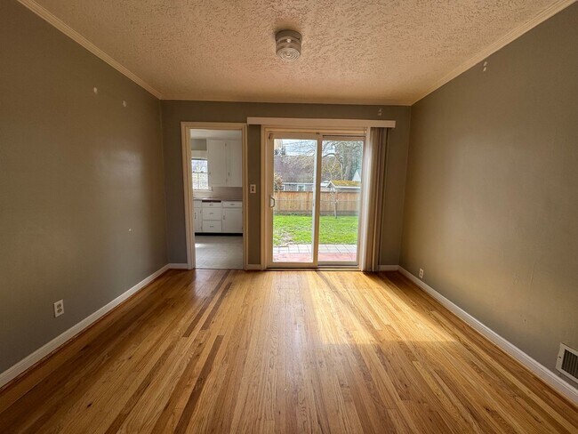 Foto del edificio - 4606 N Amherst St