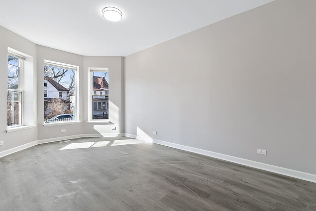 Building Photo - 12021 S Eggleston Ave