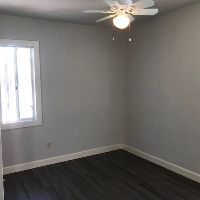 Building Photo - Live Steps from the Sand at Ensenada Court!  South Mission Beach | 1 Bed · 1 Bath