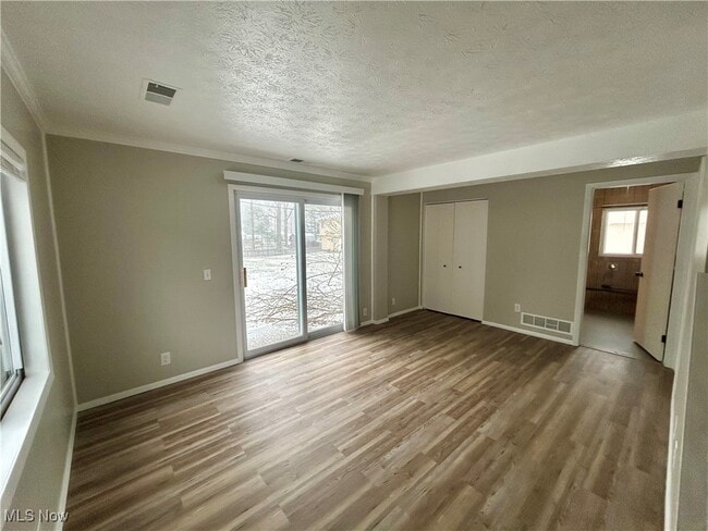 Foto del edificio - 4169 Vira Rd