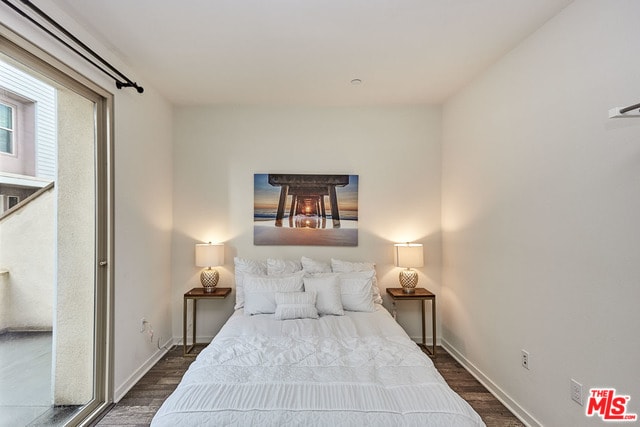 Room with private patio - 756 Colorado Cir