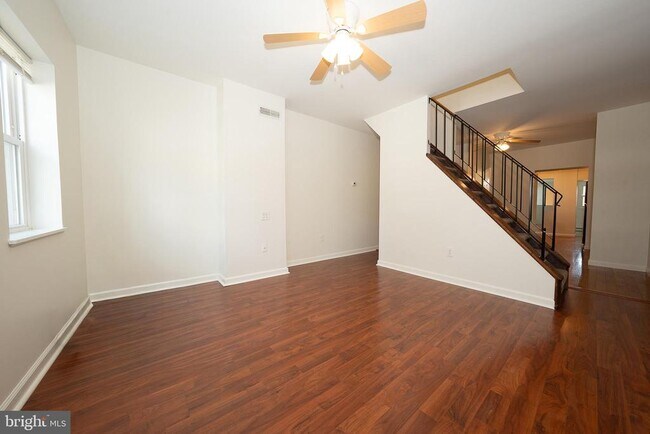 Foto del edificio - 505 Spring Mill Ave