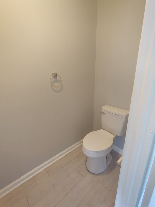 Building Photo - 15 Ferguson Dr