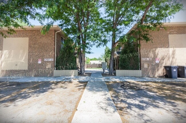 Foto del edificio - 1707-1721 E 16th St