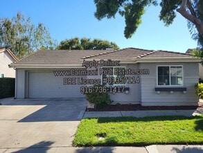 Building Photo - 9451 Lakewind Ln