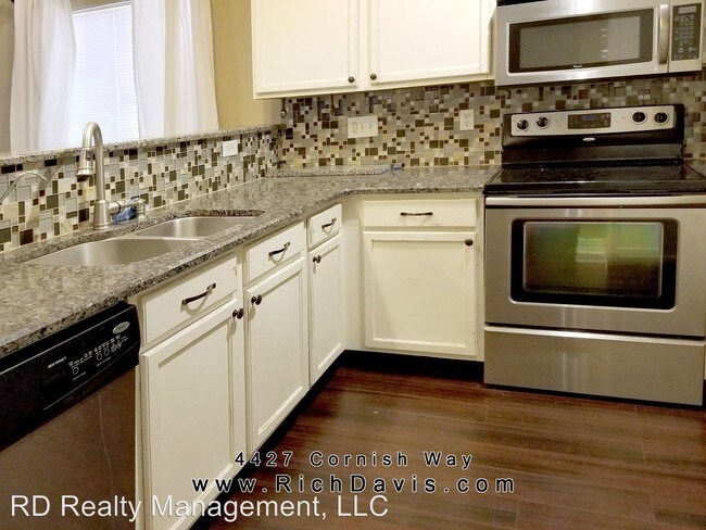 Building Photo - 4427 Cornish Way