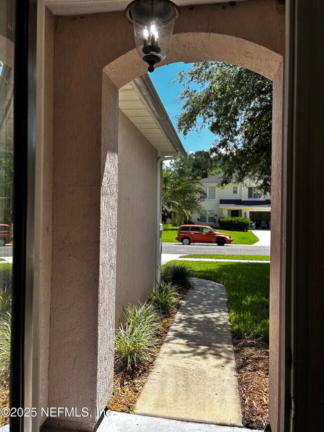 Foto del edificio - 872 Collinswood Dr