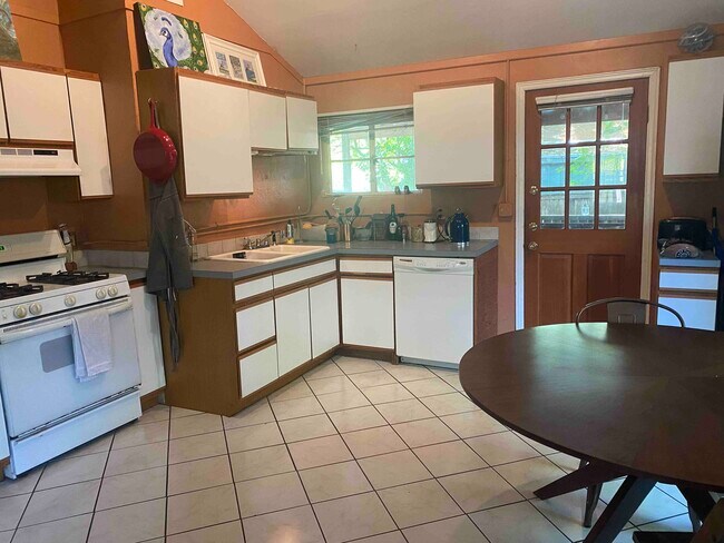 Foto del edificio - 5002 Avenue F