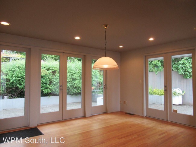 Building Photo - 3 br, 3 bath House - 10806 Valmay Ave NW