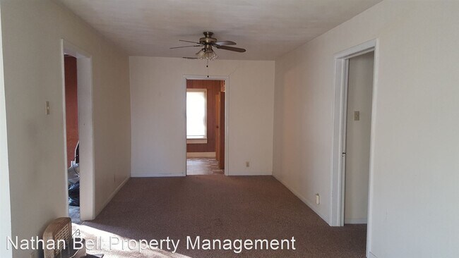 Foto del edificio - 3 br, 1.5 bath House - 3050 Pine Mill Rd