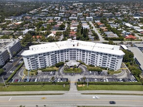Building Photo - 2851 S Ocean Blvd