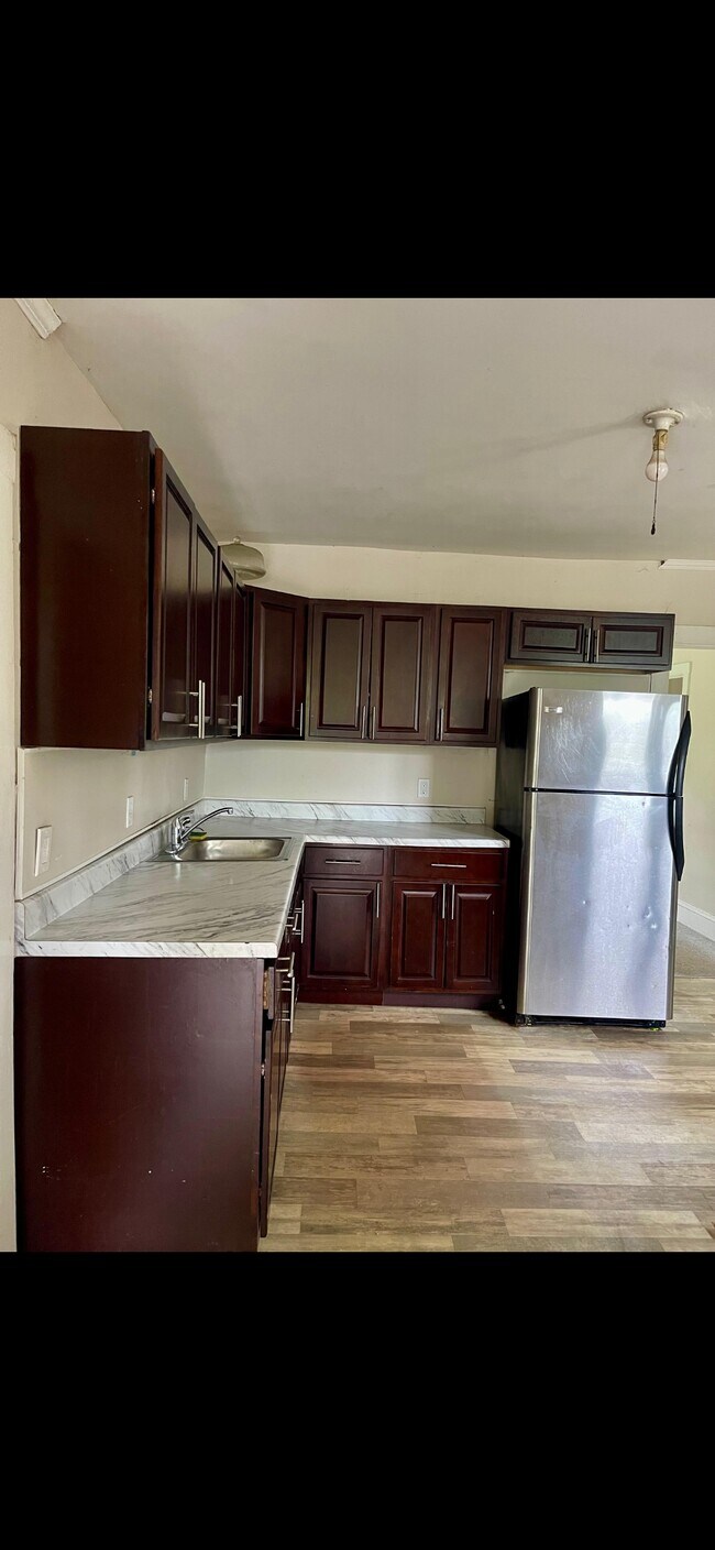 Building Photo - 1533 NY-208