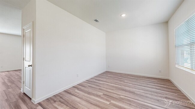 Foto del edificio - 1428 Ancer Way