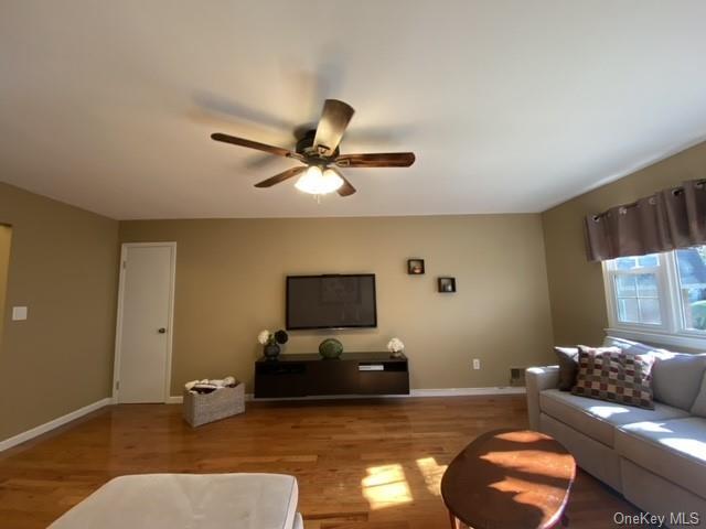 Building Photo - 76 Bon Aire Cir