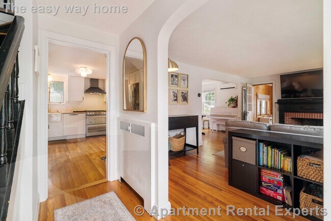 Foto del edificio - 19 Trenton St