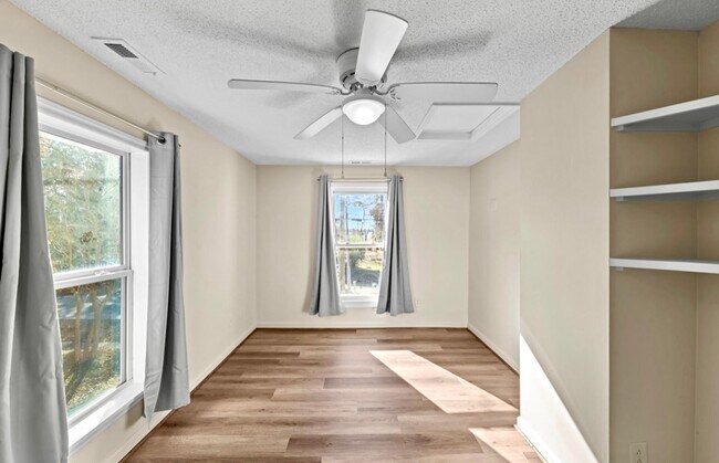 Foto del edificio - 802 N B St