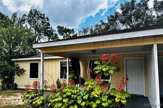 Building Photo - 2143 S Overview Dr