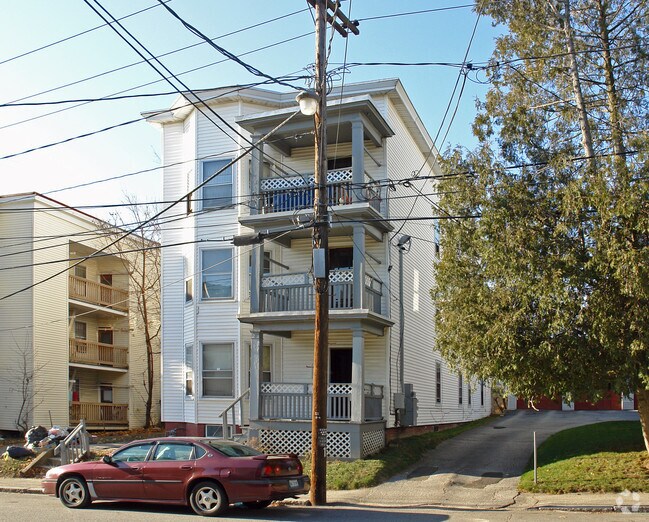 93 Shawmut St, Lewiston, ME 04240 Apartments in Lewiston, ME