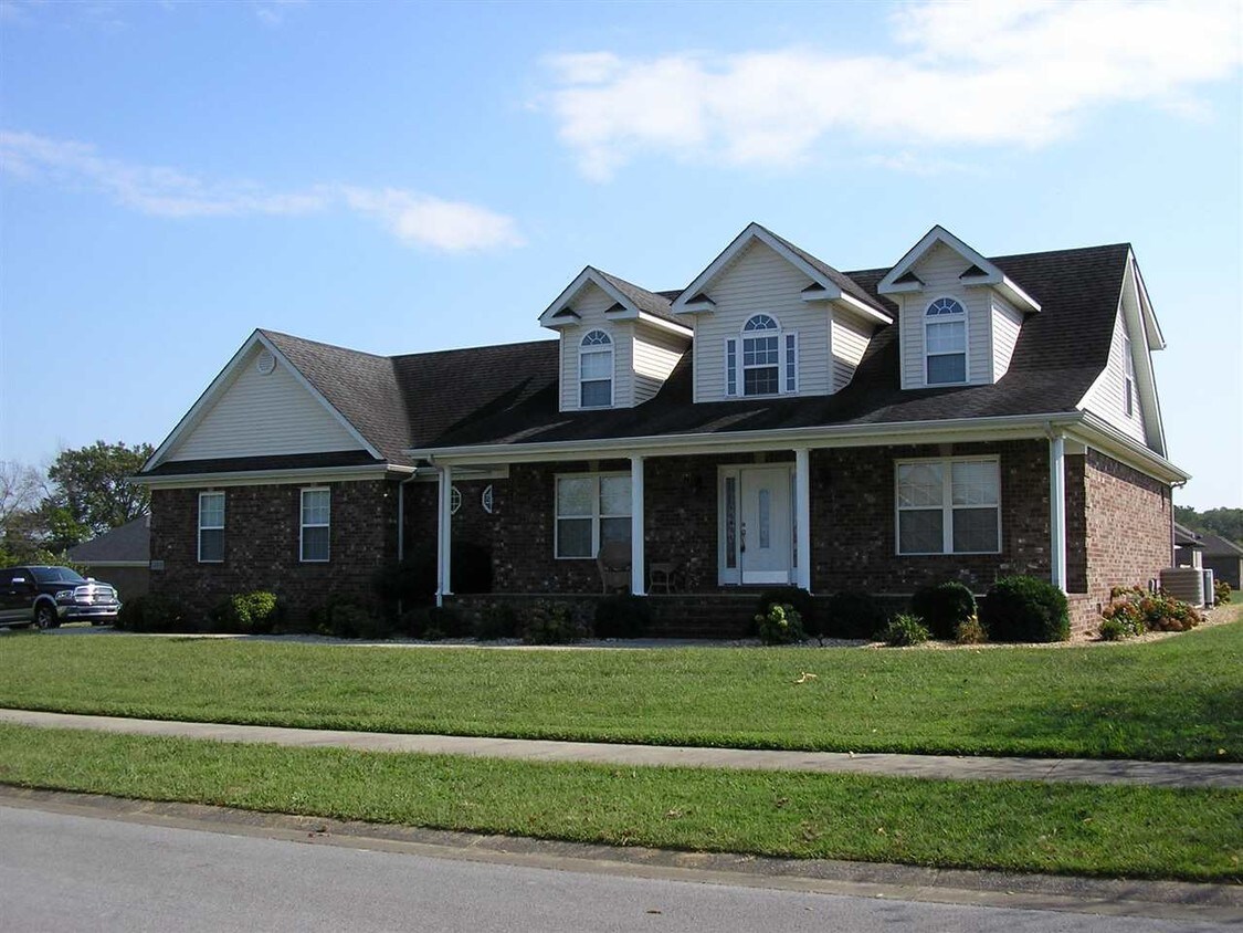Primary Photo - 219 Jade Dr