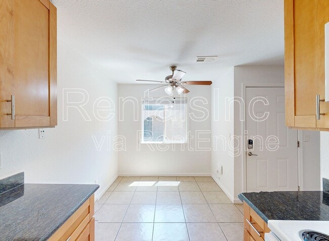Building Photo - 18167 Happy Ln